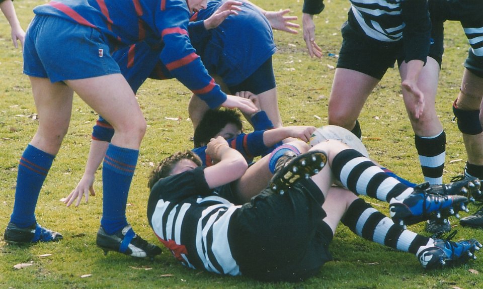 kim-tackled-060903
