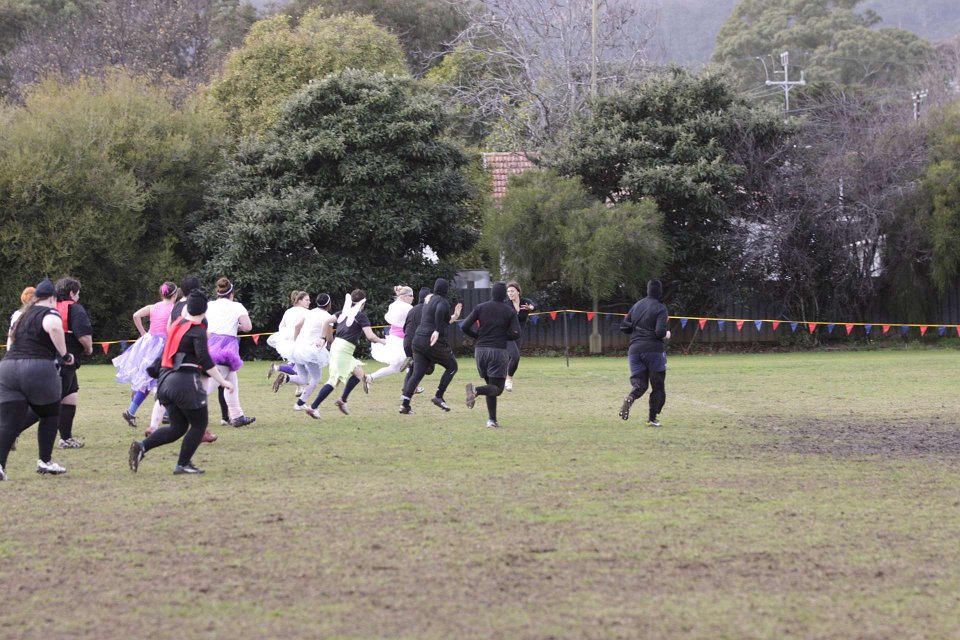 ninjas v ballerina 30jul2011 0111-1920
