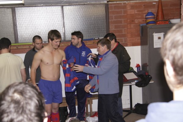 13July12 Jersey Presentatio013