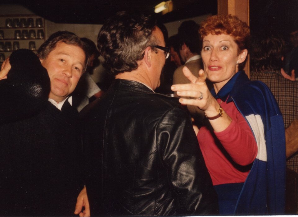 JoycePointing-1982