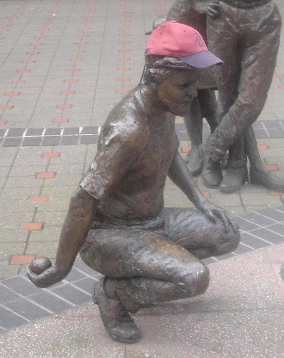 leeds-bronze-25nov2004-3